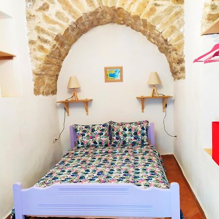 Traditional Family House, Ground Floor With Yard Koronos المظهر الخارجي الصورة